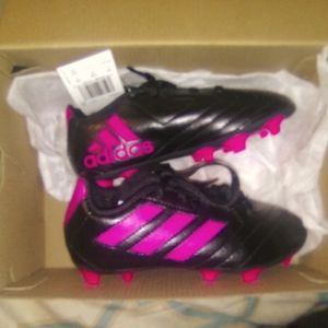 NWT Adidas Soccer Cleats 10.5 Girls